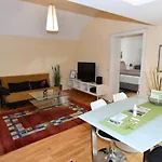 Apartment Alter Platz *