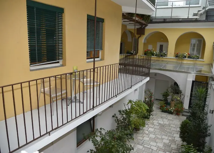 דירה Alter Platz קלגנפורט